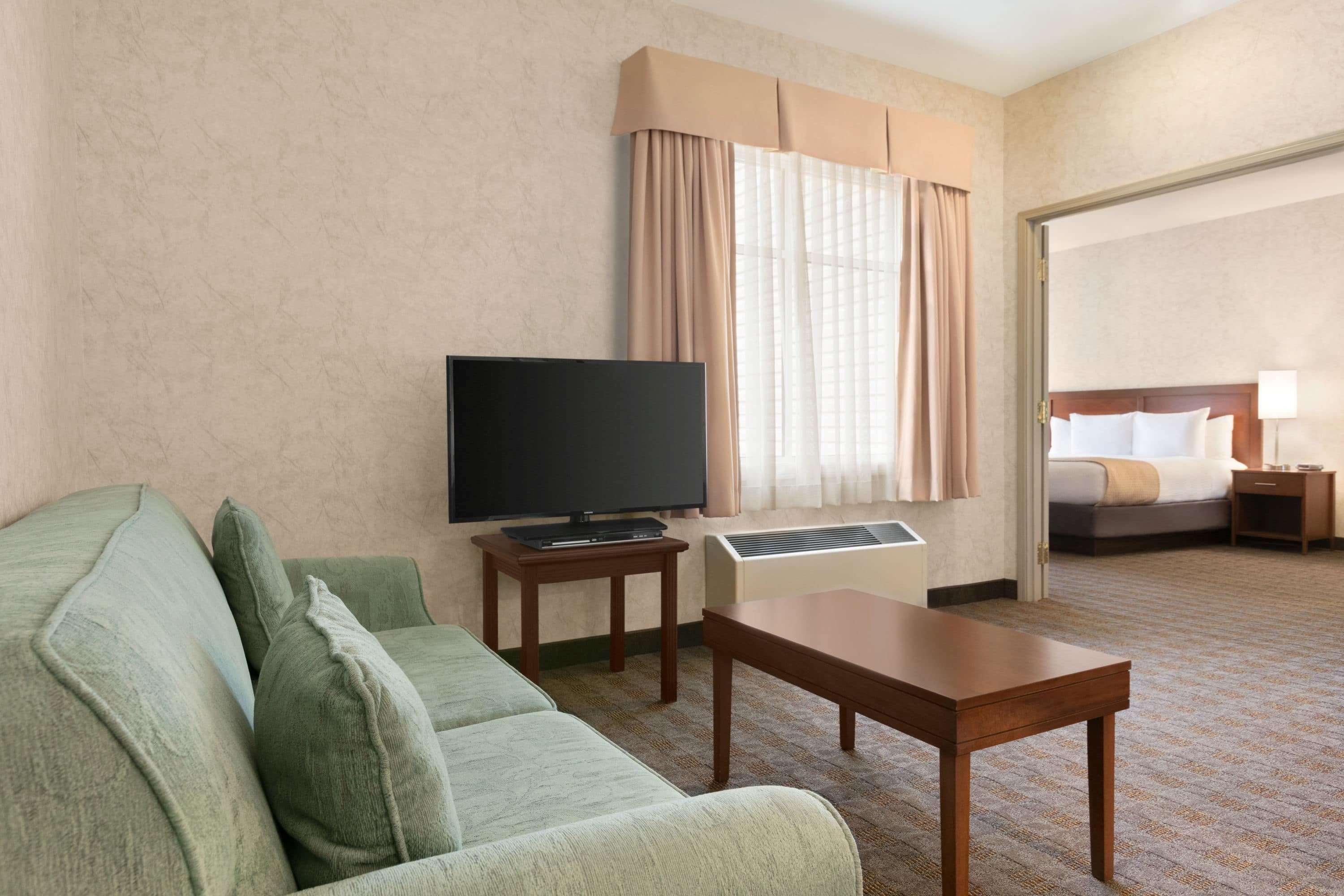 Days Inn By Wyndham Ottawa Airport Eksteriør billede